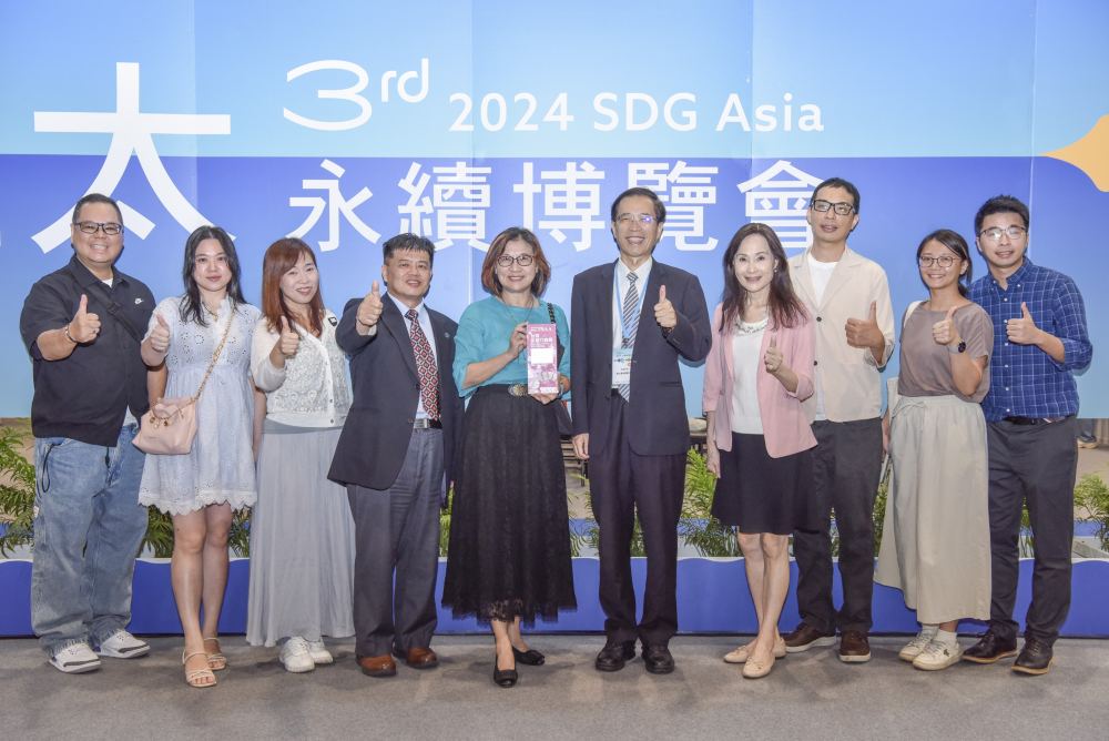 打造高齡者數位包容智慧長健學苑計畫，榮獲TSAA 臺灣永續行動獎銅獎肯定